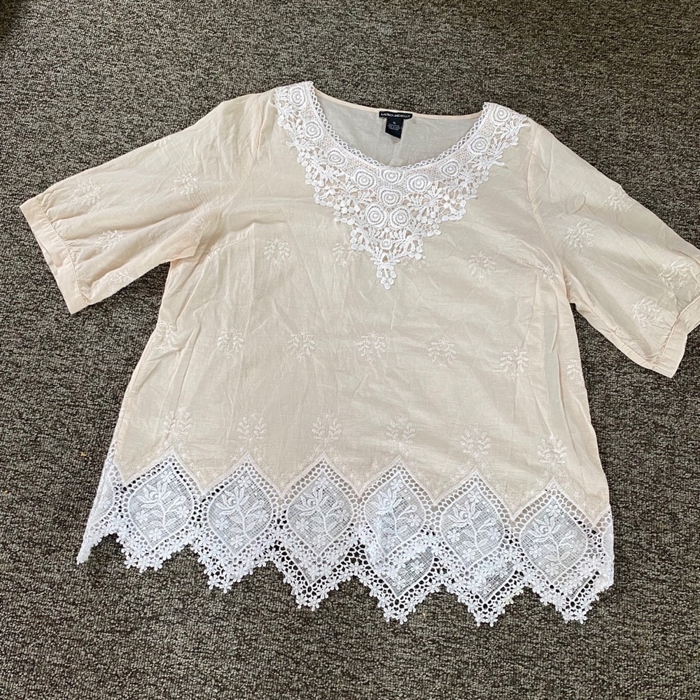 Lauren Michelle blouse size XL